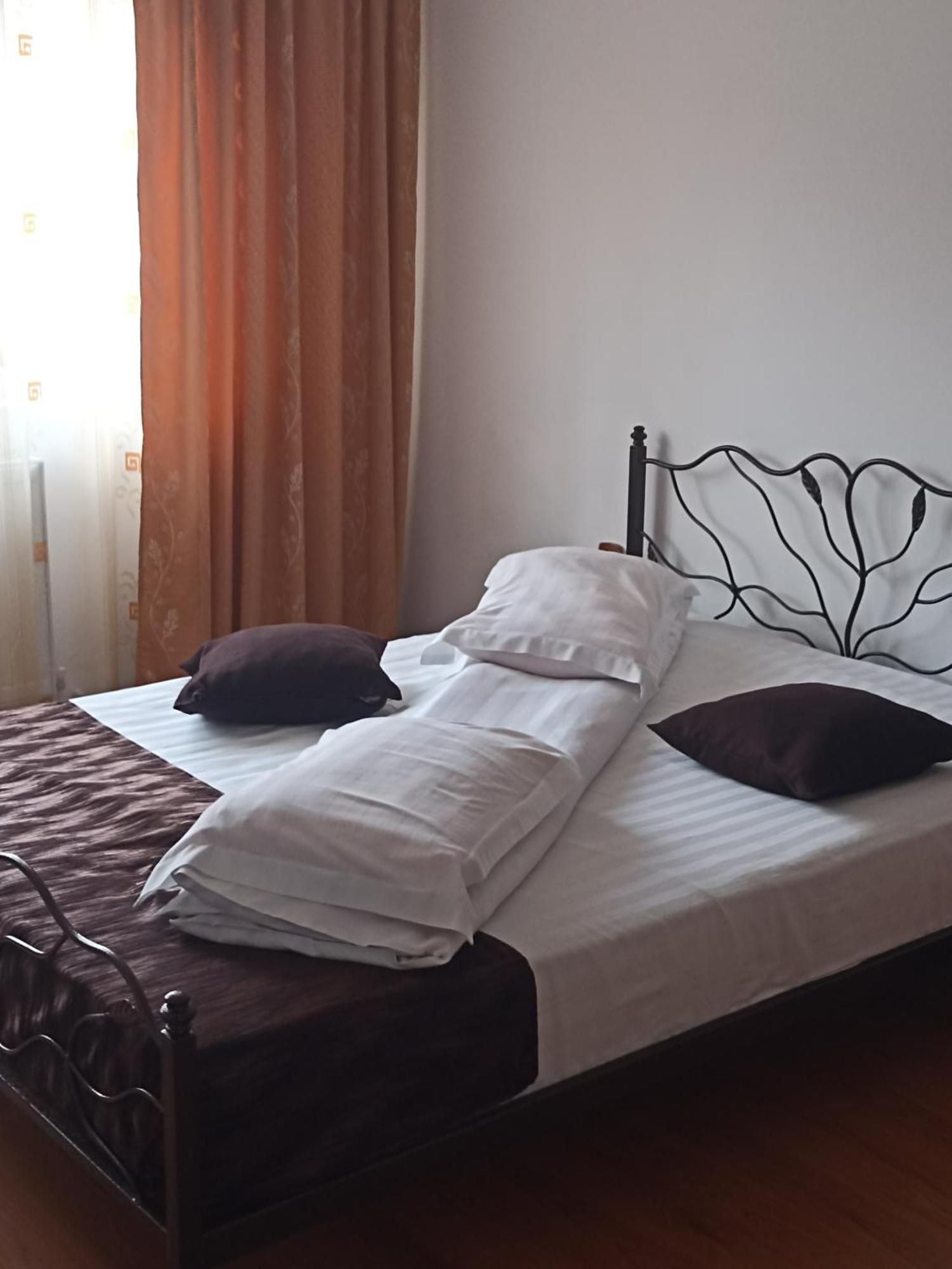 Popasul Drumetului Transfagarasan Hotel Curtea De Arges Exterior photo